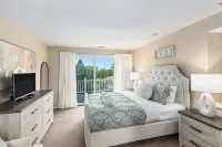 2 Bedroom Condo Golf Course Views 5166 - parking