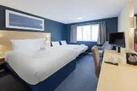 Travelodge Cambridge Fourwentways