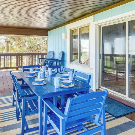 Ocean Views + Bbqs: Group Getaway in Palm Coast!