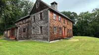 52-acre Berkshires Farmhouse Fire Pit, Outdoor Dining + Trails Copper Kettle Farm by Avantstay