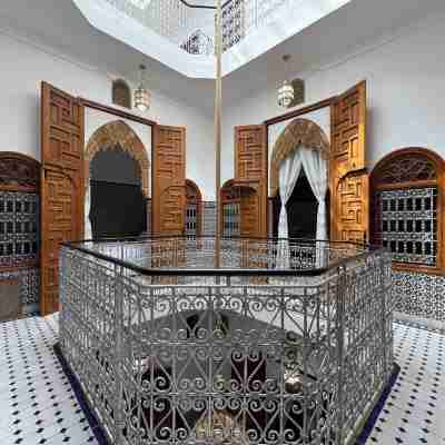 Riad AYA Others