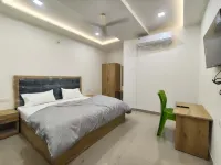 Hotel The Skyluxe