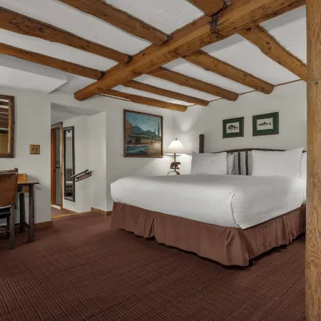 Emerson Resort & Spa