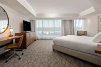 เอ็มบาสซีสวีทส์ บายฮิลตัน สนามบินพอร์ตแลนด์ - วิวภูเขา