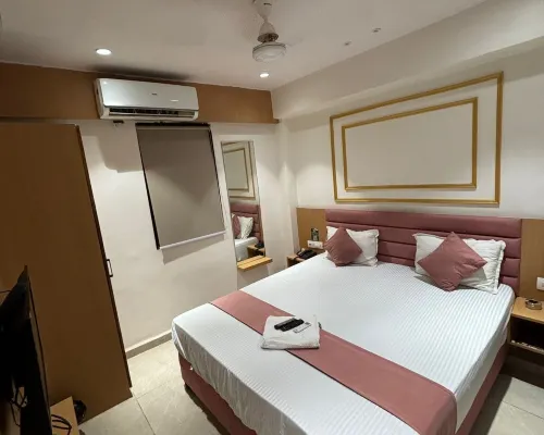 Hotel Singh Empire Hotels in Sagar