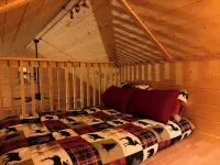 Nice quaint cabin in Panguitch Lake UT with a great view!