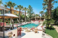 La Capria Suite Hotel Alacati - Pools