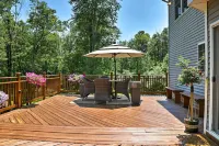 Colonial-Style Warwick Retreat - 1 Hour to NYC! - 3-stjärniga