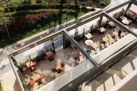 Metaxa Hotel - Urban Boutique Living