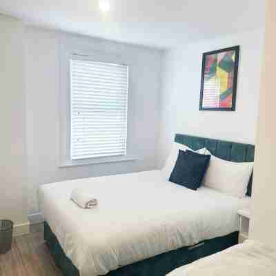 132 Huntingdon Rooms
