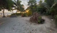 White Beach Bungalow