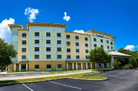 Comfort Suites Palm Bay - Melbourne
