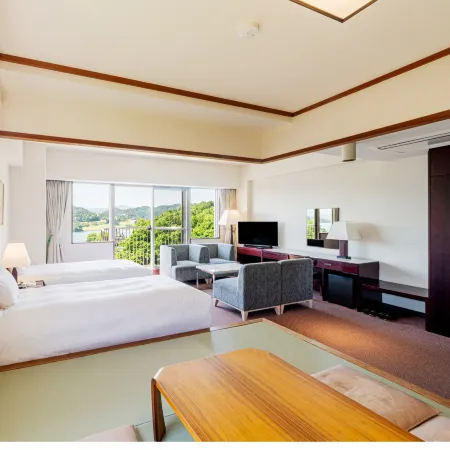 Resorpia Kumihama