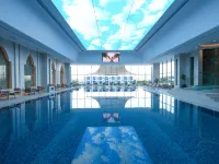 Babylon Rotana Hotel - Pools