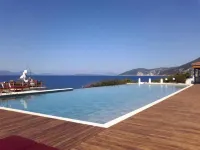 Emelisse Nature Resort - Mewah