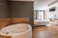 Hotel Torre de Galizano - Gloria Encarnación Viadero Lavin