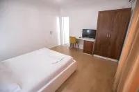 Hotel Sidi - Free Parking, Fast Wifi Connection and Breakfast Included - 2-Star