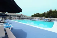 Ogunquit Tides - Pools