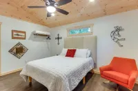 Blue Ridge Mountainside Cottage w/ Fire Pit! - 3-Star