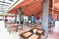 Thanya Beach Resort - breakfast