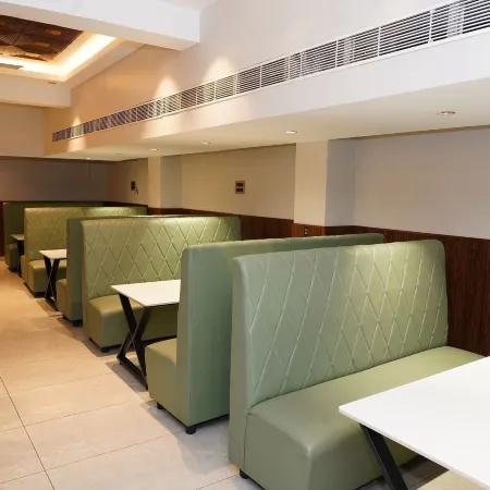 Hotel G Grand Inn