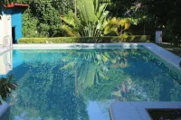 Meili Beach Resort - piscina