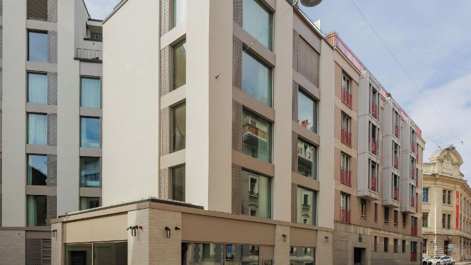 Base Geneva