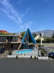 La Casa Inn - Motels