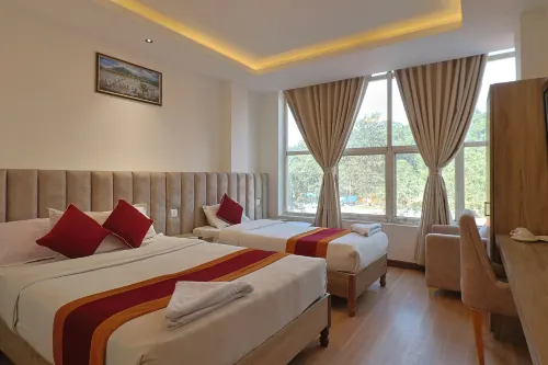 พาลักยา โรงแรม - 2 ดาว