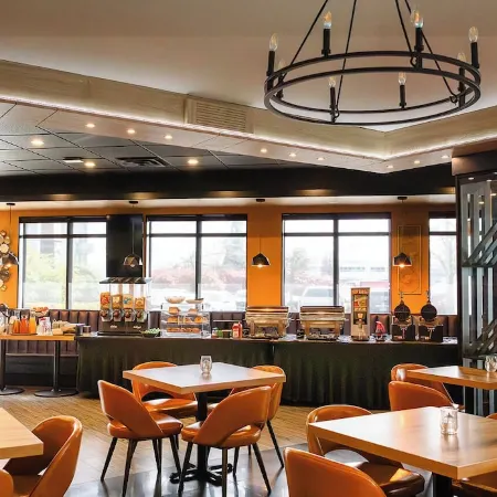 Ramada by Wyndham Surrey/Langley