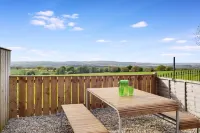 Two Bedroom Family Home With Garden Field View - 4 Sao
