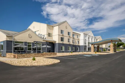 Fairfield Inn & Suites Butler - 3-Star