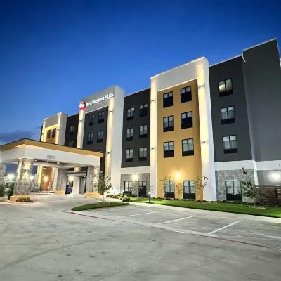 Best Western Plus Fair Park East Hotels near Dallas Arboretum