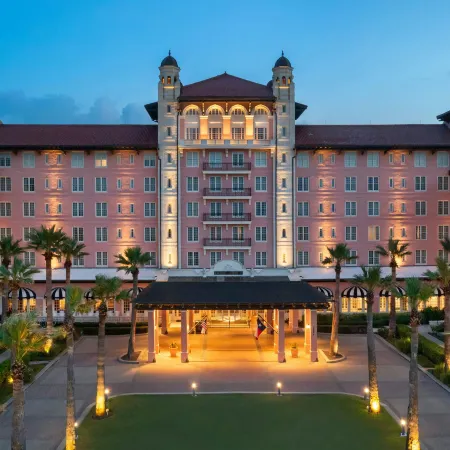 Grand Galvez Resort, Autograph Collection