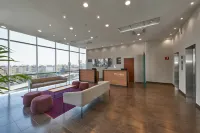 City Express by Marriott Ciudad de México la Raza - parking
