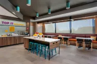 Tru by Hilton Battle Creek - Интернет