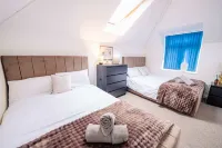 Beautiful 3 Bed Cottage - Hot Tub & Free Parking - Jacuzzi