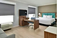 Hampton Inn & Suites Greenville - Pools