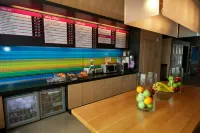 Aloft Tulsa - parking