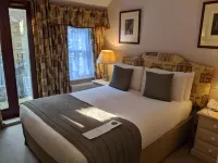 Cotswold Lodge Hotel - parking