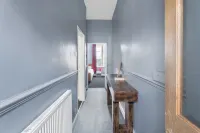 Sommerset Cottages - parking