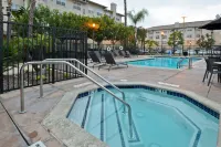 Residence Inn by Marriott Los Angeles LAX/El Segundo - piscina
