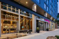 Moxy Minneapolis Downtown - 3-Star