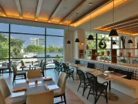 Courtyard Santo Domingo Piantini Hotels near Agora Mall