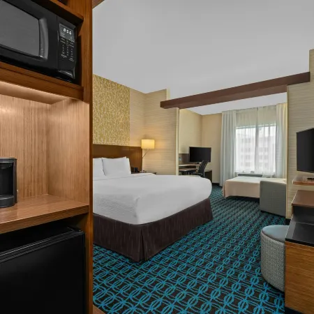 Fairfield by Marriott Inn & Suites Dayton Downtown