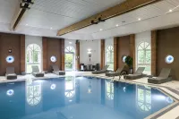 Hogs Back Hotel & Spa Nr Farnham - Pool