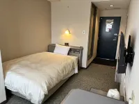 Hotel Crown Hills Takaoka Hotels near Shin-Takaoka Station