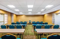 La Quinta Inn & Suites by Wyndham Fremont / Silicon Valley