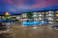 Clarion Inn & Suites Central Clearwater Beach Hotels in Safety Harbor