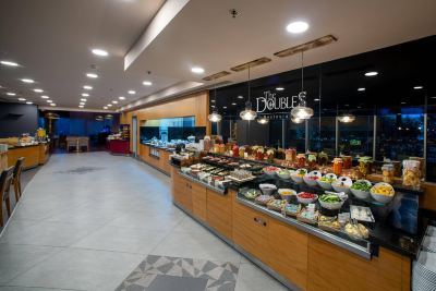 レストラン ダブルツリーbyヒルトン イスタンブール モダの写真